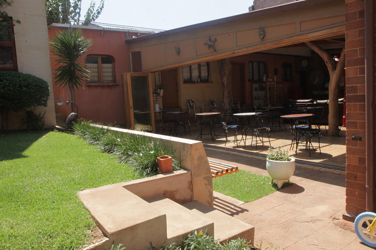 Melvilla Guesthouse Johannesburg Exterior photo